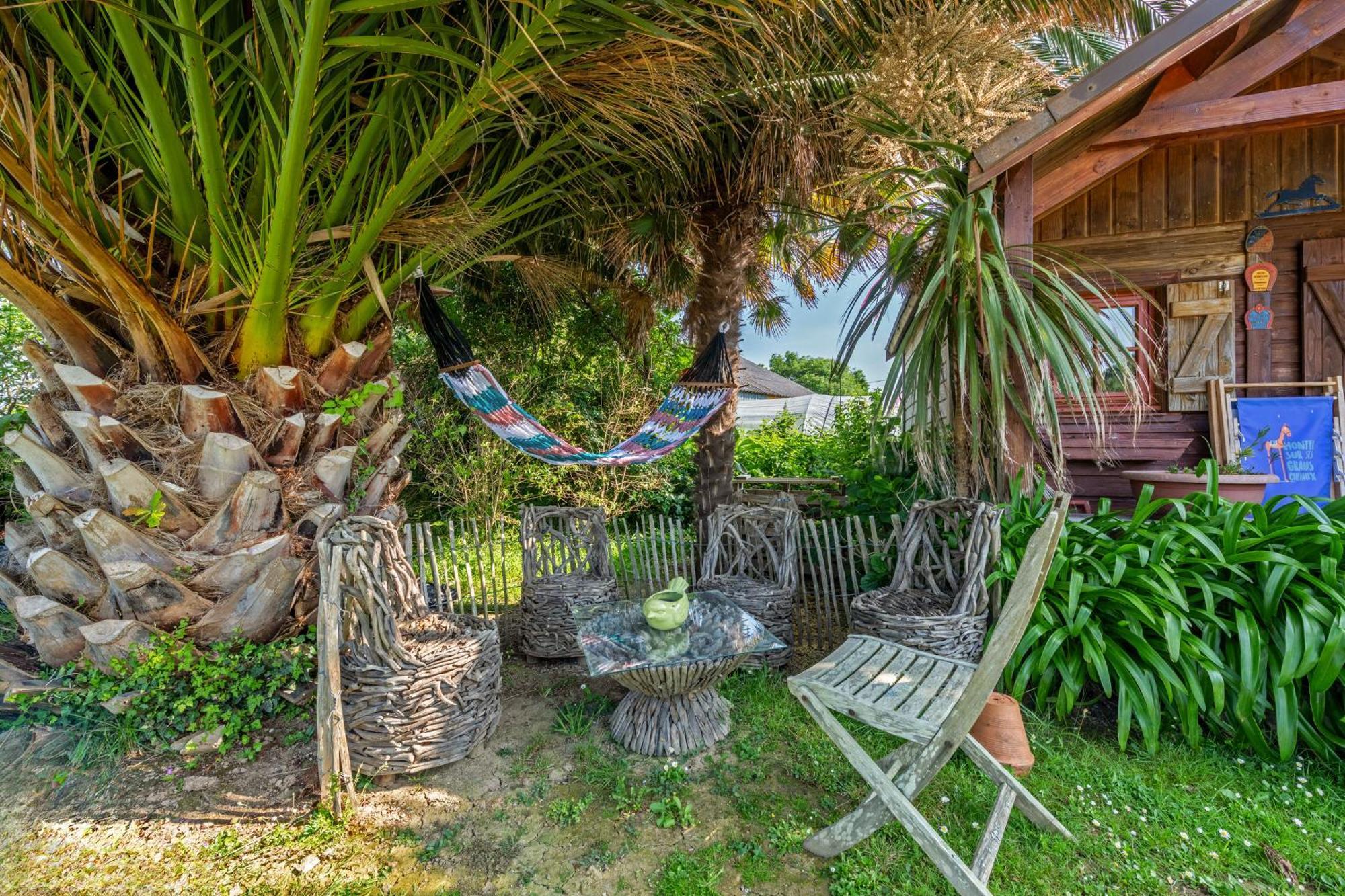 Chalet Avec Jardin Vue Mer 100M 플루가스텔도울라스 외부 사진